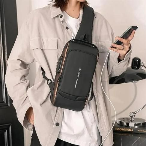 Unisex Crossbody Sling Bag – The Ultimate Accessory Kit Companion