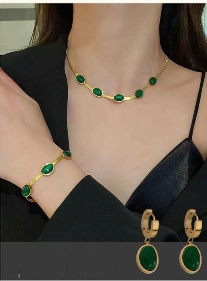 Radiant Beauty: Oval Green Crystal Pendant Necklace & Bracelet Set